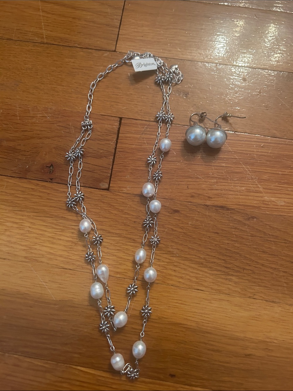 Brighton Silver Tone Pearl Station Necklace with White Pearl Studs